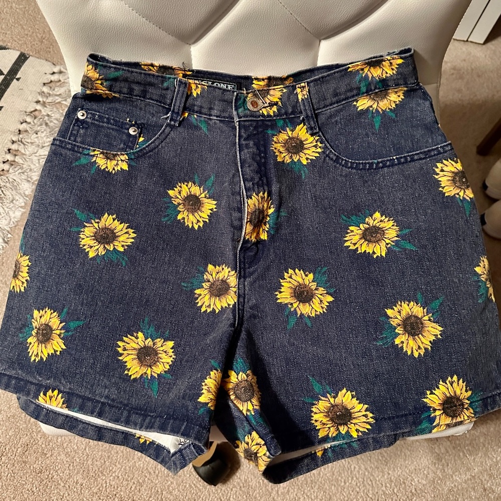 Vintage Cyclone High Waisted Shorts